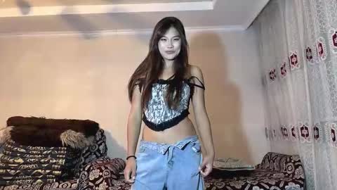 Snapshot of mieshasegura chatting on October 20, 4:01 pm Mia online show from October 20, 4:01 pm