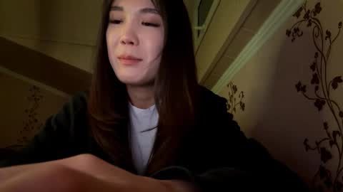 migdaliafenlon online show from October 3, 3:31 pm