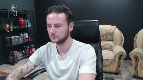 Misha Winchester online show from November 25, 1:32 pm