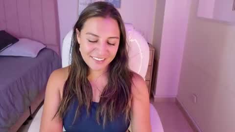 M I I A     online show from June 22, 8:16 pm