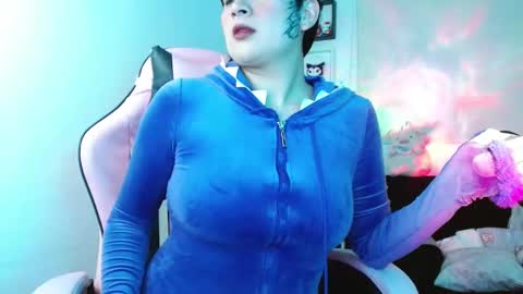 Mila  online show from January 15, 11:19 pm