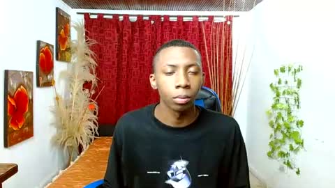 milo online show from March 26, 8:41 am