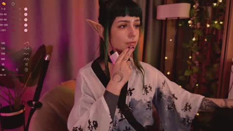 mika_moon_ online show from February 8, 11:24 pm