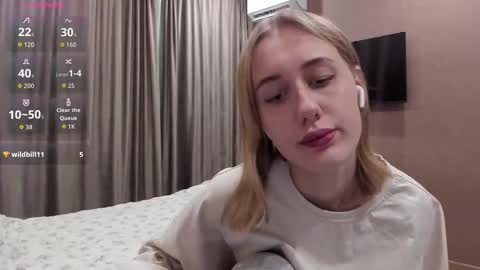 Mika online show from November 9, 11:29 pm