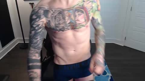 MikahisHung online show from January 11, 4:35 pm