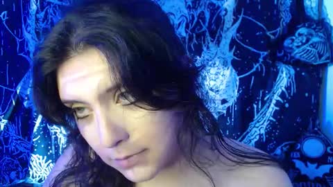 Snapshot of mikaskullcs chatting on September 29, 1:59 am Mika online show from September 29, 1:59 am