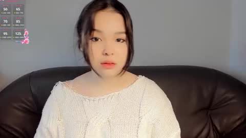 mikasssu online show from October 6, 9:05 am