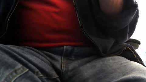 mike26051 online show from March 31, 4:18 pm