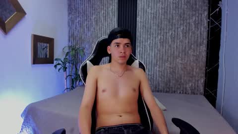 Mike 0233 online show from October 3, 6:43 am