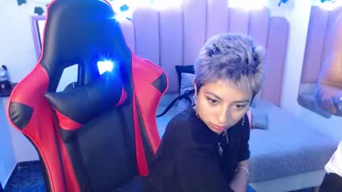 mike_bj online show from January 6, 1:37 pm