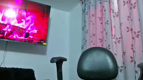 mike_fetiche online show from November 28, 12:45 pm