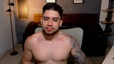 Mike Montoya online show from June 17, 11:43 pm