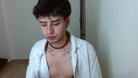 mike_smith03 online show from April 14, 5:27 pm