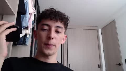 Snapshot of mikebelf4 chatting on March 12, 7:47 pm Mikebelf4 online show from March 12, 7:47 pm