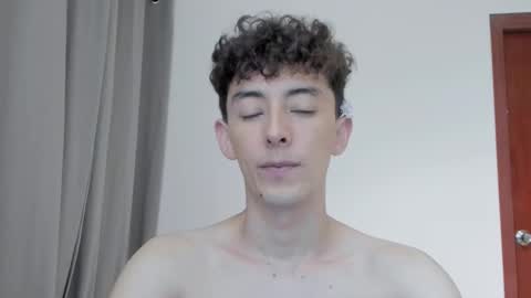 Mikebelf4 online show from October 27, 4:12 am