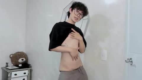 Mikebelf4 online show from February 22, 2:26 am