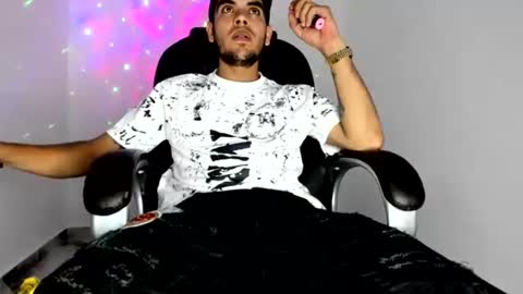 mikee_scooth online show from June 11, 8:12 am