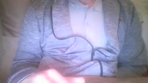 Snapshot of mikehockishuge9 chatting on January 8, 10:58 pm mikehockishuge9 online show from January 8, 10:58 pm