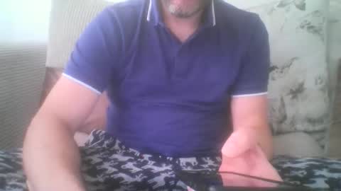 Snapshot of mikehockishuge9 chatting on September 25, 2:24 pm mikehockishuge9 online show from September 25, 2:24 pm