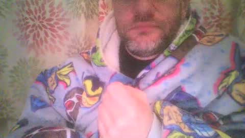 Snapshot of mikehockishuge9 chatting on October 30, 2:45 am mikehockishuge9 online show from October 30, 2:45 am