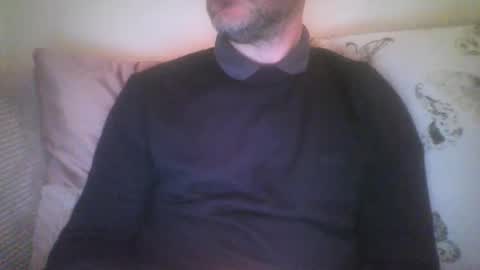 Snapshot of mikehockishuge9 chatting on January 3, 10:40 pm mikehockishuge9 online show from January 3, 10:40 pm