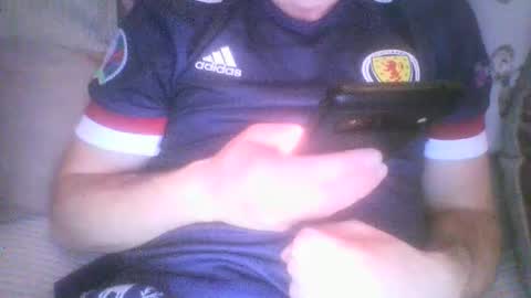 Snapshot of mikehockishuge9 chatting on October 13, 10:01 pm mikehockishuge9 online show from October 13, 10:01 pm