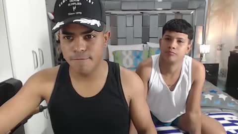 mike and thiago online show from February 19, 8:02 am