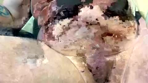 mikeylikesit2222 online show from February 8, 4:32 pm