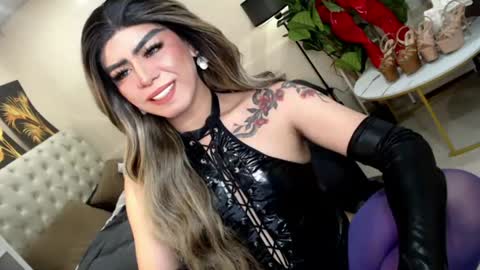 Theresa Luna online show from July 27, 5:21 pm