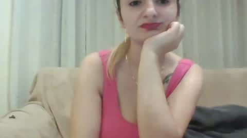 miki234809581 online show from November 4, 9:16 pm