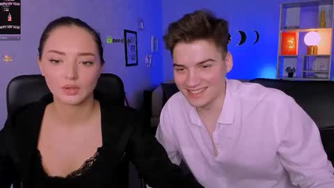 Miki online show from November 6, 1:14 pm