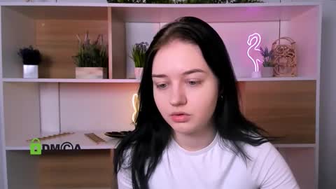 miki_ti online show from November 5, 6:04 am