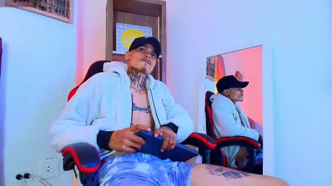 Mikke Tattoo online show from March 13, 4:27 am