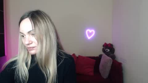 Adalina online show from February 8, 6:55 pm