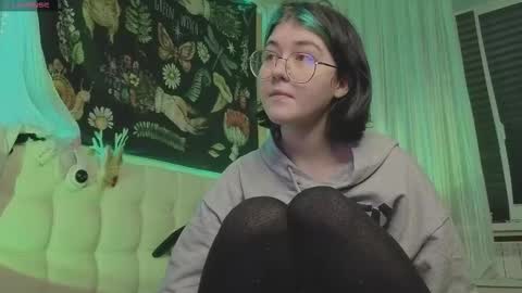 Snapshot of miko_meow chatting on October 23, 2:29 pm Miko online show from October 23, 2:29 pm