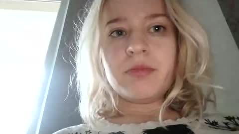 Mila 420 online show from November 30, 10:44 am