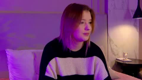 mila_blum online show from April 30, 8:57 pm