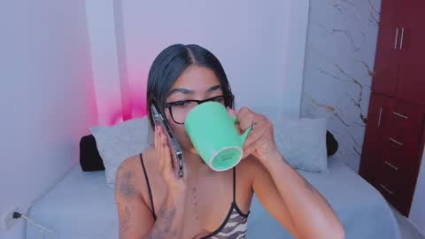 martina online show from April 13, 2:27 am