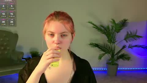 Lisa online show from June 8, 4:19 pm