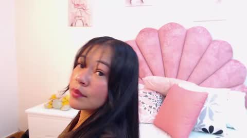 mila online show from June 12, 11:09 am
