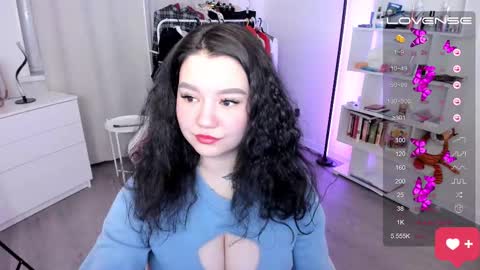 milana_______ online show from February 10, 9:47 pm