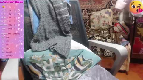 Luna-- link in bio online show from November 5, 6:21 pm