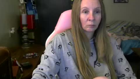 Mila online show from May 14, 2:32 am