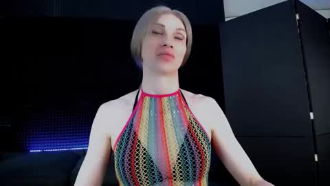 Snapshot of milena_hardy chatting on September 17, 8:18 am Milena Hardy online show from September 17, 8:18 am