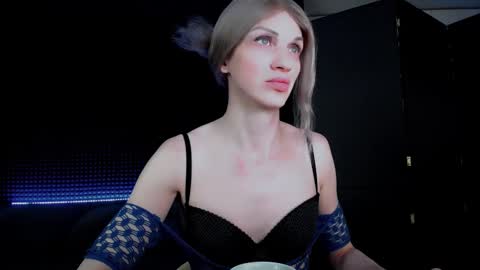 Snapshot of milena_hardy chatting on October 11, 5:34 am Milena Hardy online show from October 11, 5:34 am