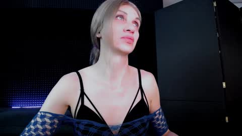 Snapshot of milena_hardy chatting on September 26, 2:08 am Milena Hardy online show from September 26, 2:08 am