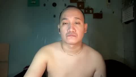 miles202395232 online show from November 24, 6:28 pm