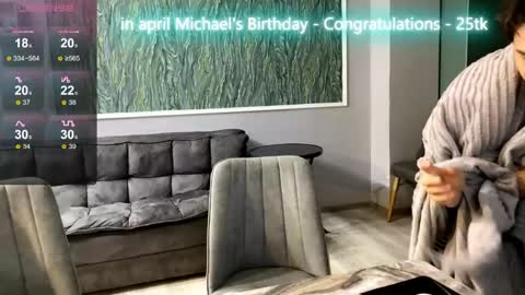 Miley and Michael online show from April 18, 3:14 pm