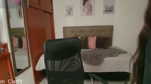 Miley online show from March 18, 2:34 pm