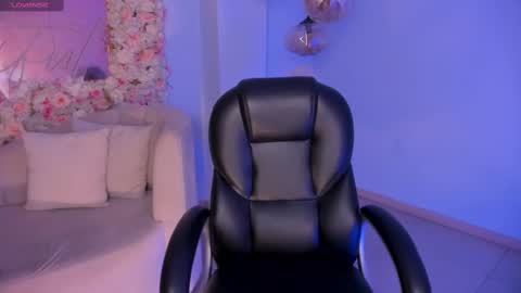 Miley Cruz  IG miley model23 online show from March 8, 2:01 am